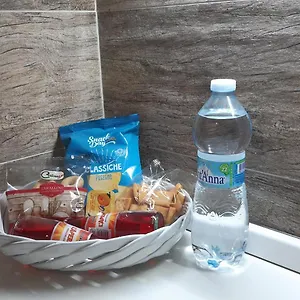 Casa Serravalle Appartamento Aeroporto di Catania Fontana Rossa